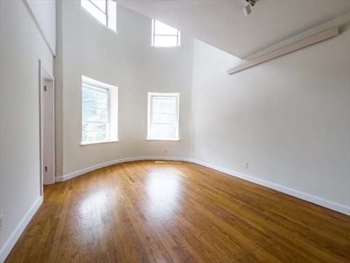 103 CedarStreet, Apt -