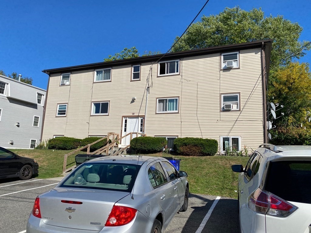 124 Ash Street, Fall River, MA 02724