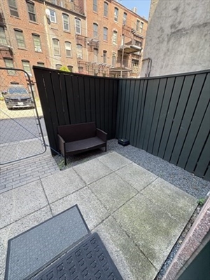 400 Massachusetts Avenue, Apt 4