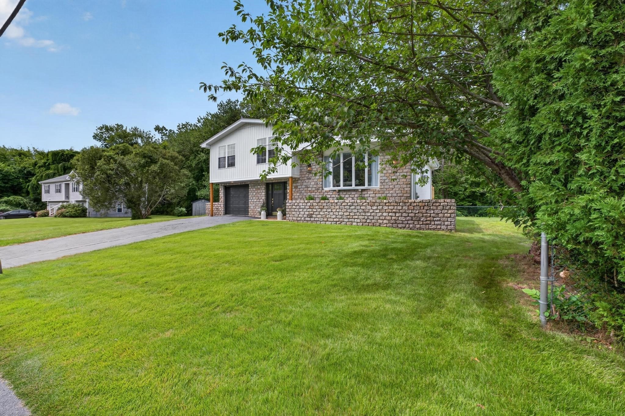 125 Alpha St, Dartmouth, MA 02747 - Image 2