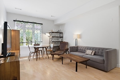 1501 Commonwealth Ave, Apt 106