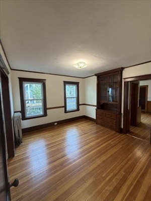 6 Malvern Ave, Apt 1