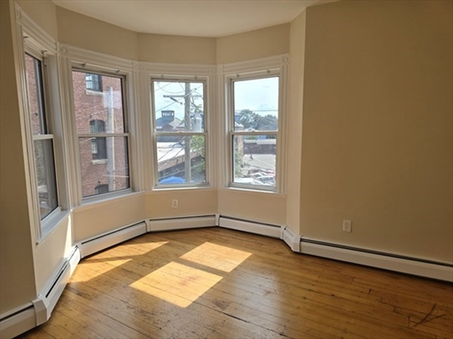 9-11 Bismarck St, Apt 3