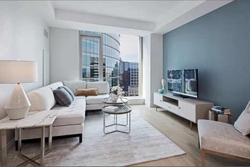 133 Seaport Blvd, Apt 1501