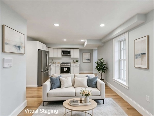 84 Chelsea St, Apt 2