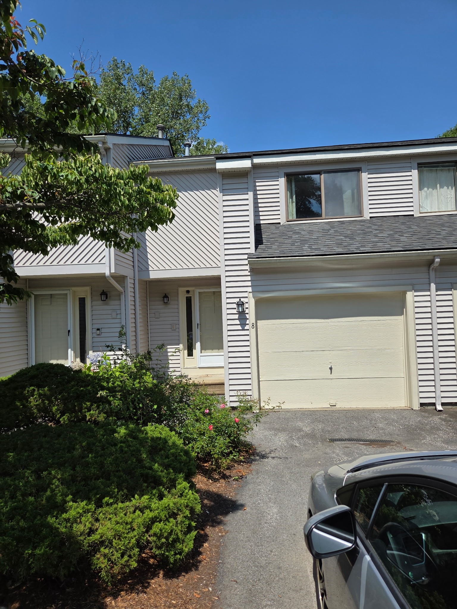 8 John Dr Unit 8, Grafton, MA 01536
