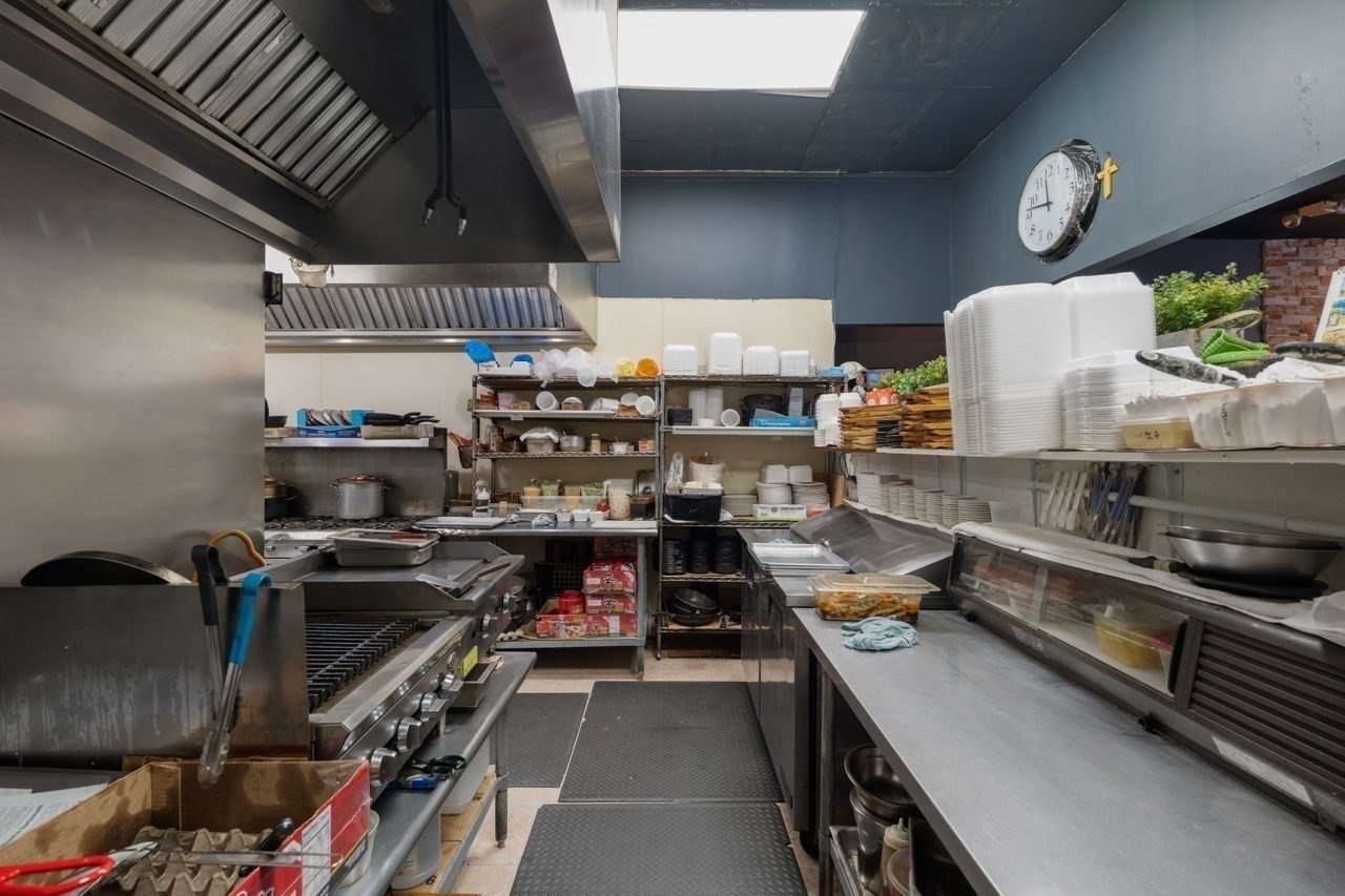 127 Faunce Corner Rd, Dartmouth, MA 02747 - Image 13