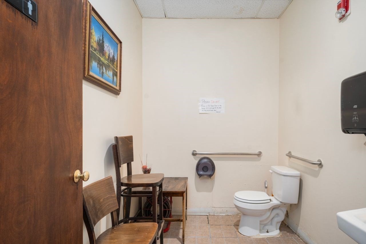 127 Faunce Corner Rd, Dartmouth, MA 02747 - Image 18