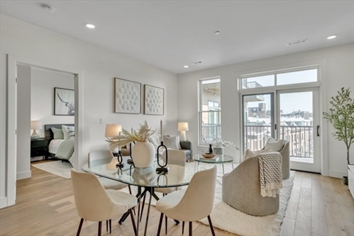 566 Columbus Ave, Apt 309