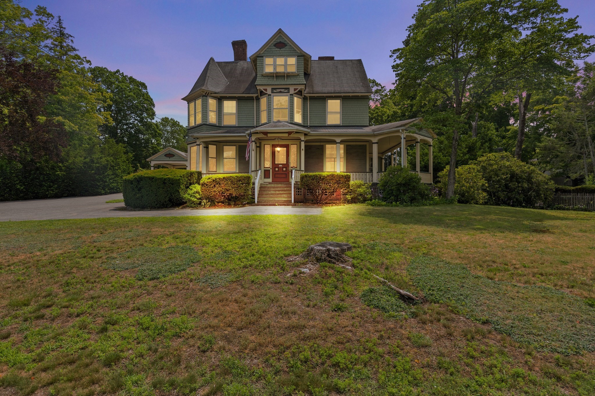 236 Winthrop St, Taunton, MA 02780