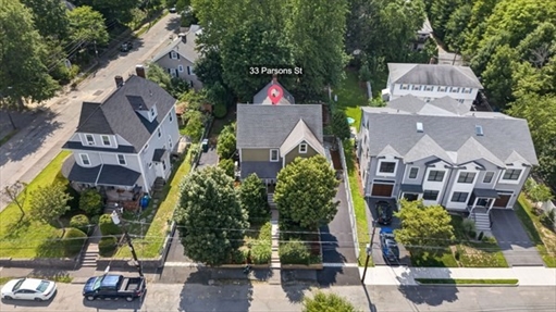 33 Parsons St