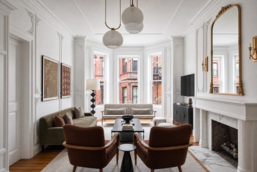 119 Marlborough Street, Apt 3
