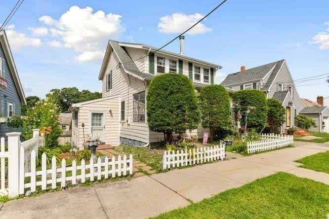 42 Piedmont St, Lynn, MA 01904 - Image 3