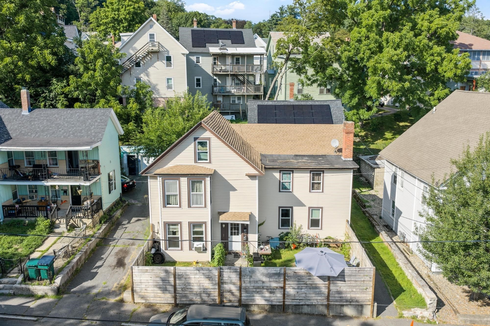 25 Goddard St, Fitchburg, MA 01420