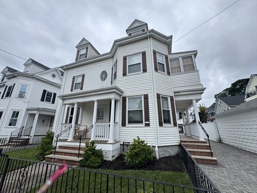 75 Elmira, Apt -