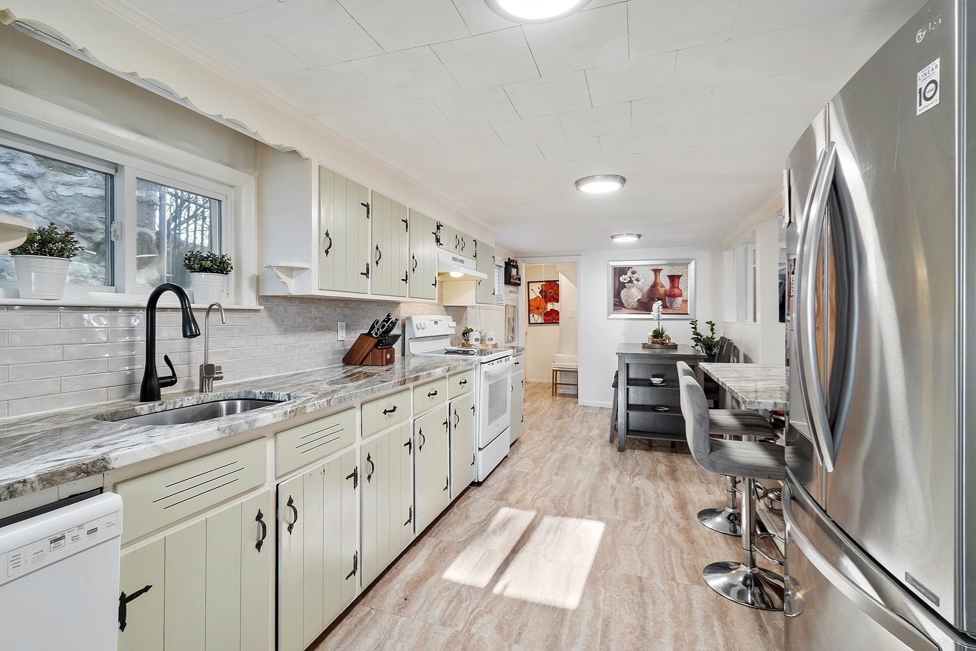 2 Grove St, Methuen, MA 01844 - Image 16