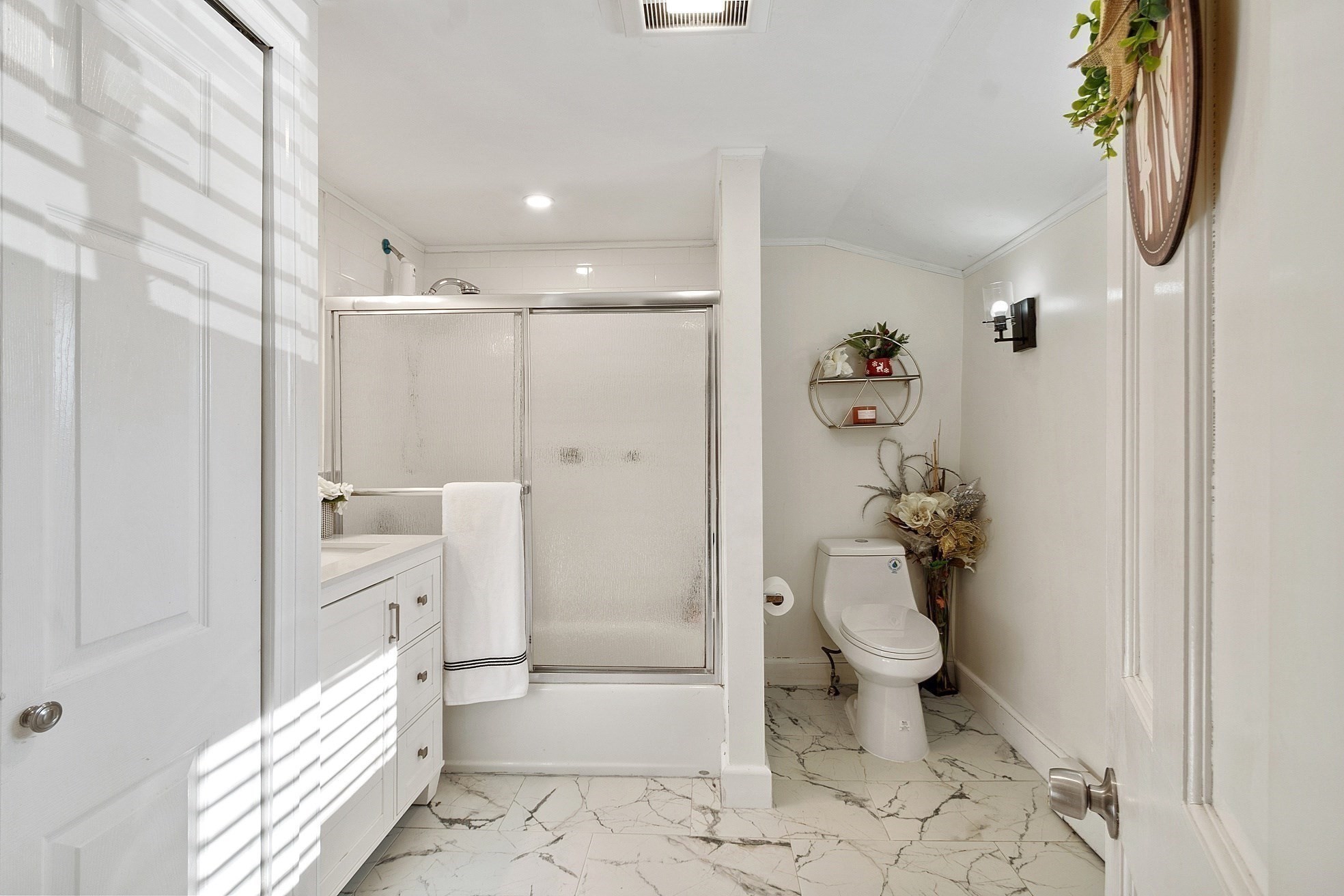 2 Grove St, Methuen, MA 01844 - Image 17