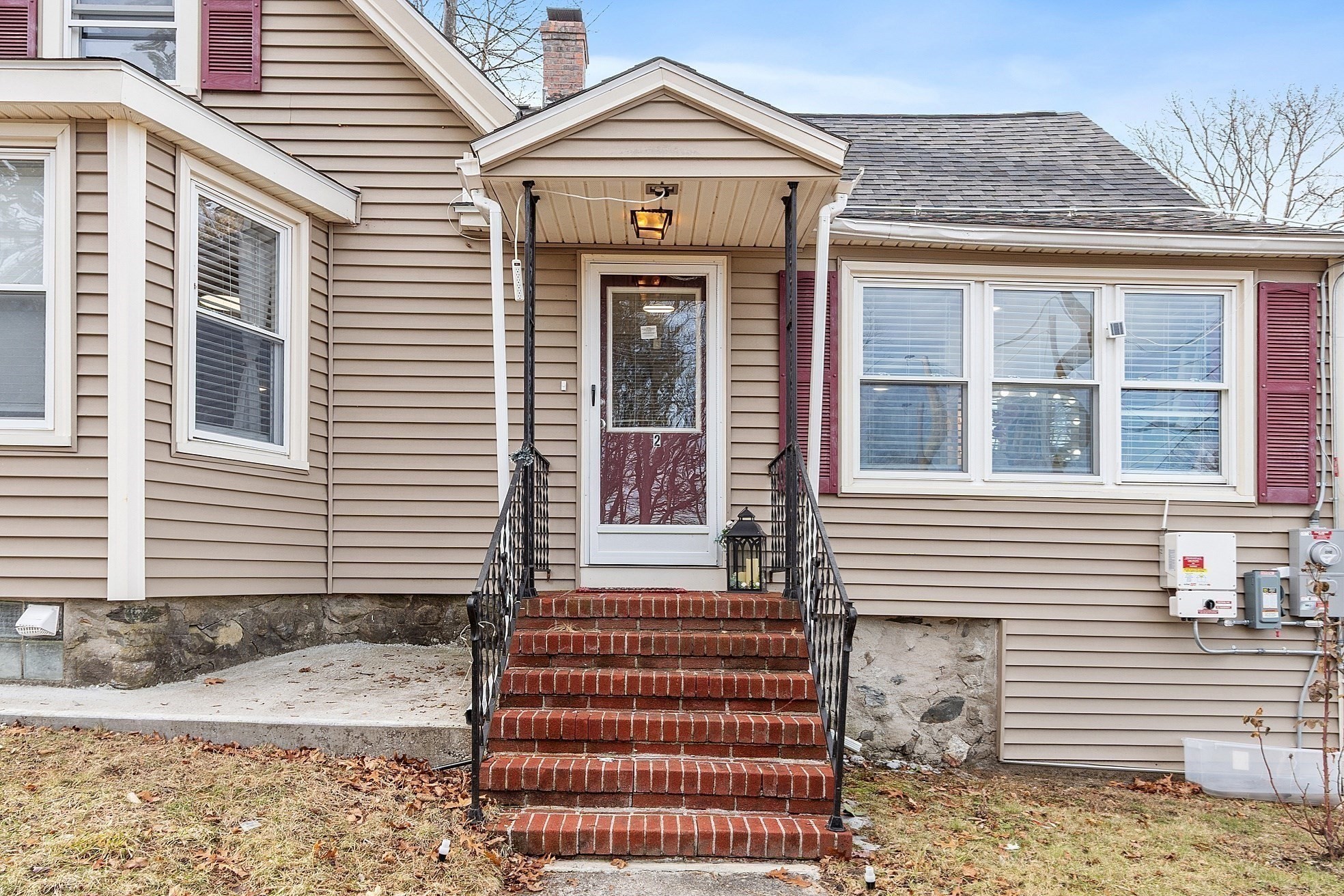 2 Grove St, Methuen, MA 01844 - Image 4