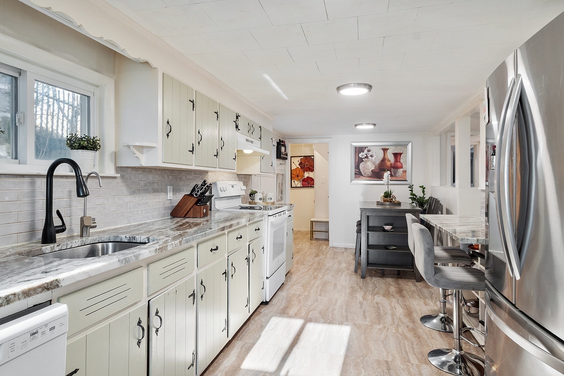2 Grove St, Methuen, MA 01844 - Image 5