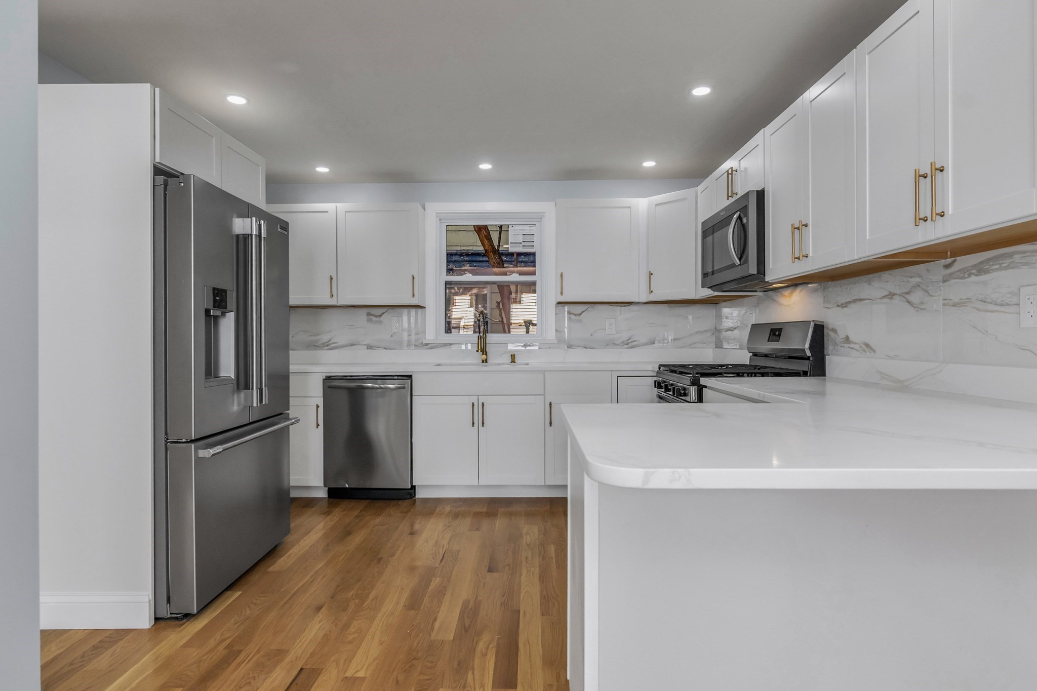 197 Oakland Ave, Methuen, MA 01844 - Image 15