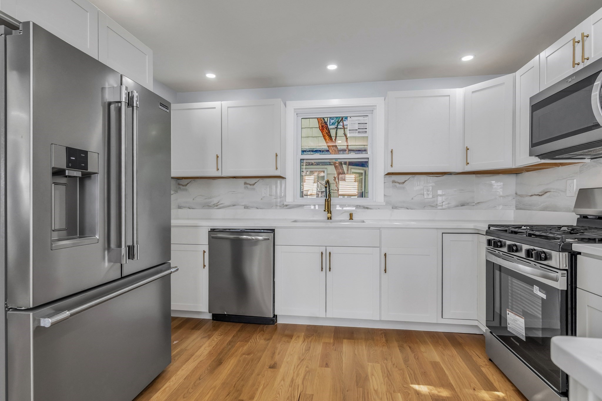 197 Oakland Ave, Methuen, MA 01844 - Image 17