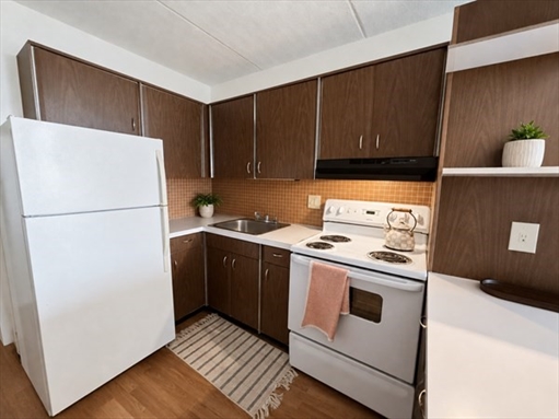 200 Swanton, Apt 738