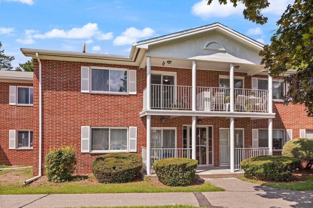 5 Bayberry Drive Unit 3, Sharon, MA 02067