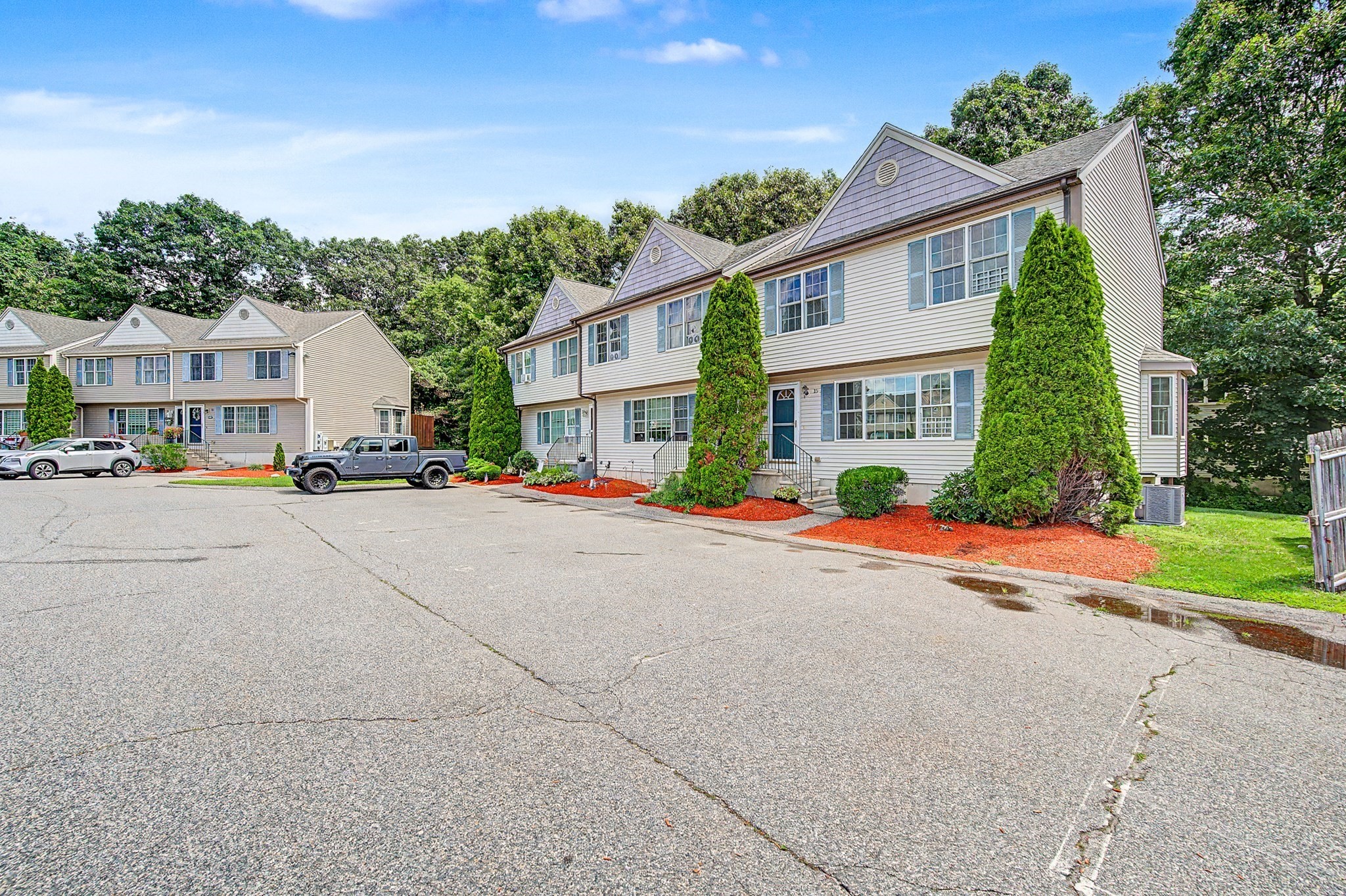 10 Fuller Ave Unit 15, Attleboro, MA 02703
