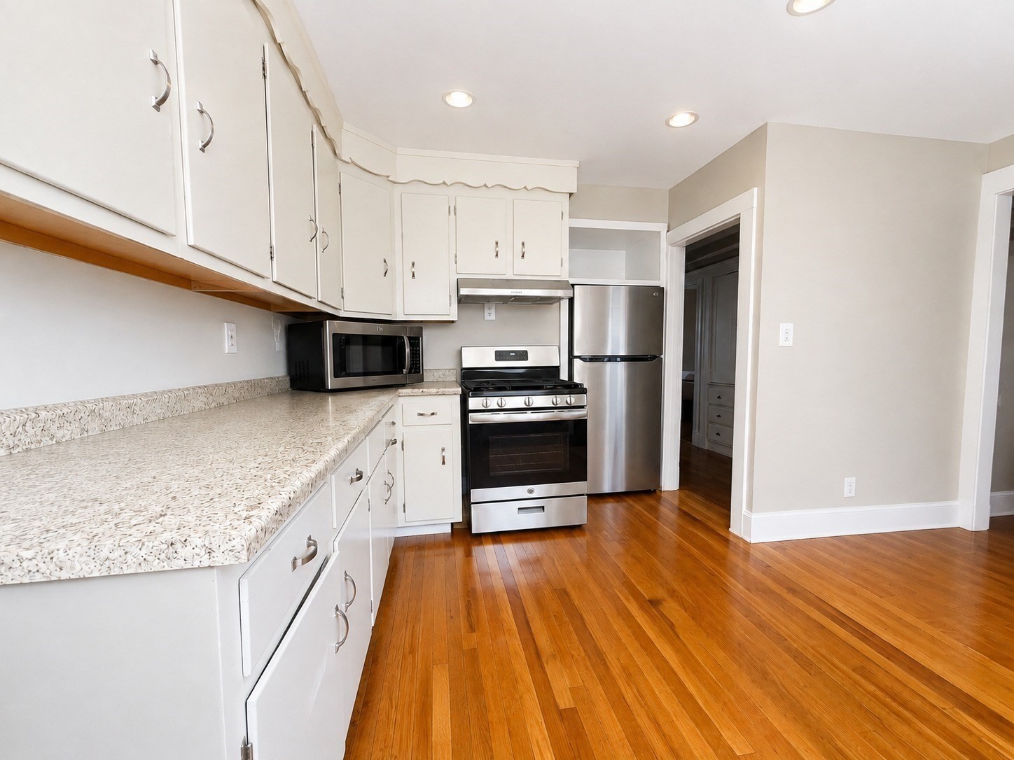 27 Woodleigh Rd, Watertown, MA 02472 - Image 9