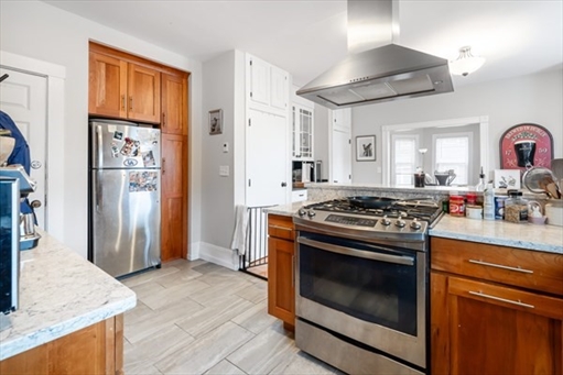 147 Cedar St, Apt 3L