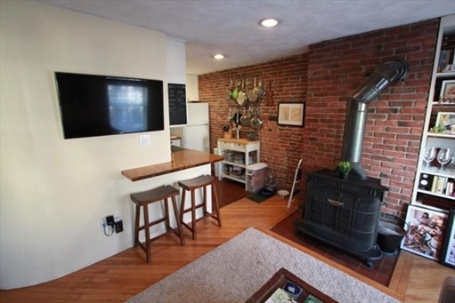 34-36 Bigelow St, Apt 3