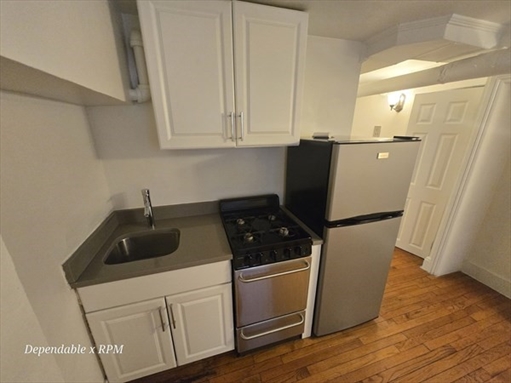 86 Charles St, Apt 2