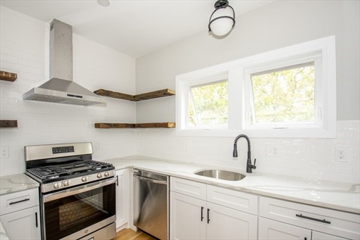 348 Chelsea St., Apt 3