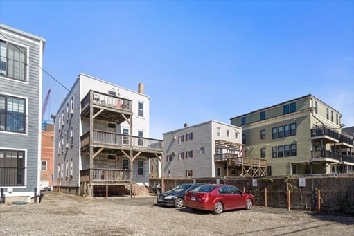 703 E 2nd St, Apt Pk3