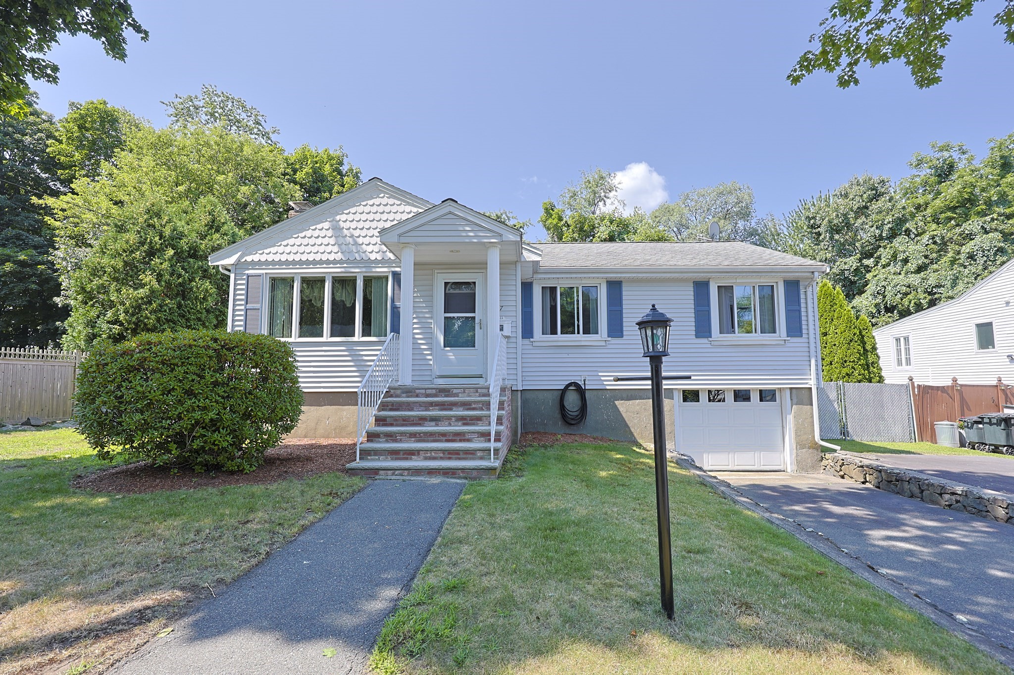 37 Cliftondale, Saugus, MA 01906
