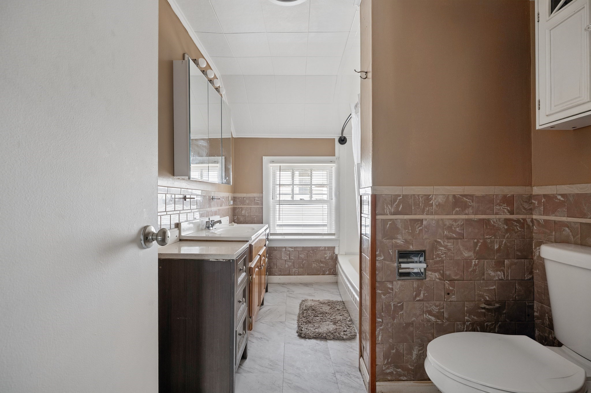 190 Raymond St, Fall River, MA 02723 - Image 31