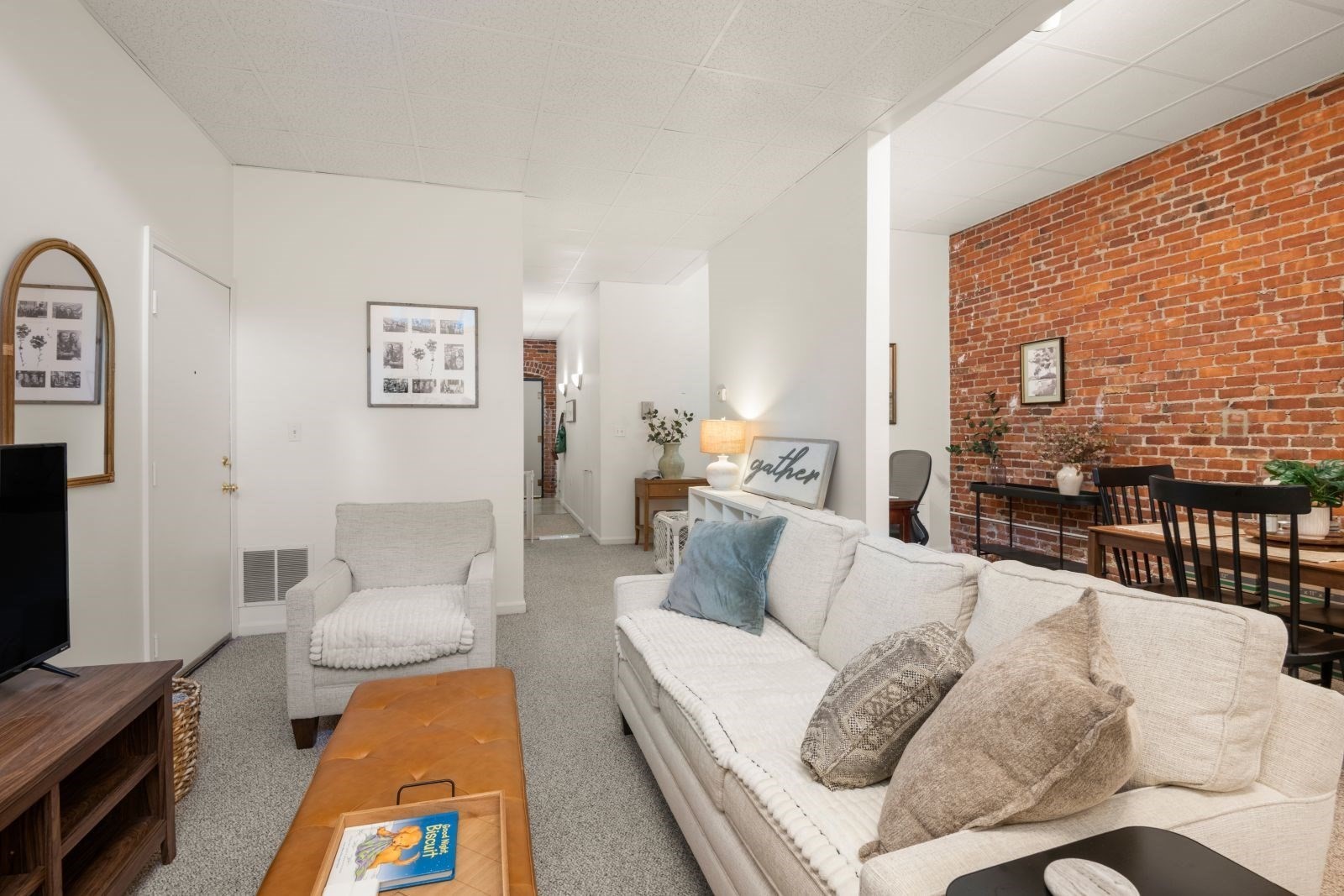 60 Marshal St Unit 4, Brookline, MA 02446 - Image 2