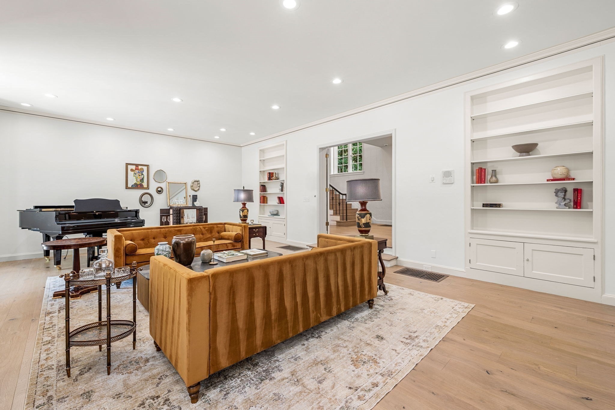 372 Warren St, Brookline, MA 02445 - Image 6