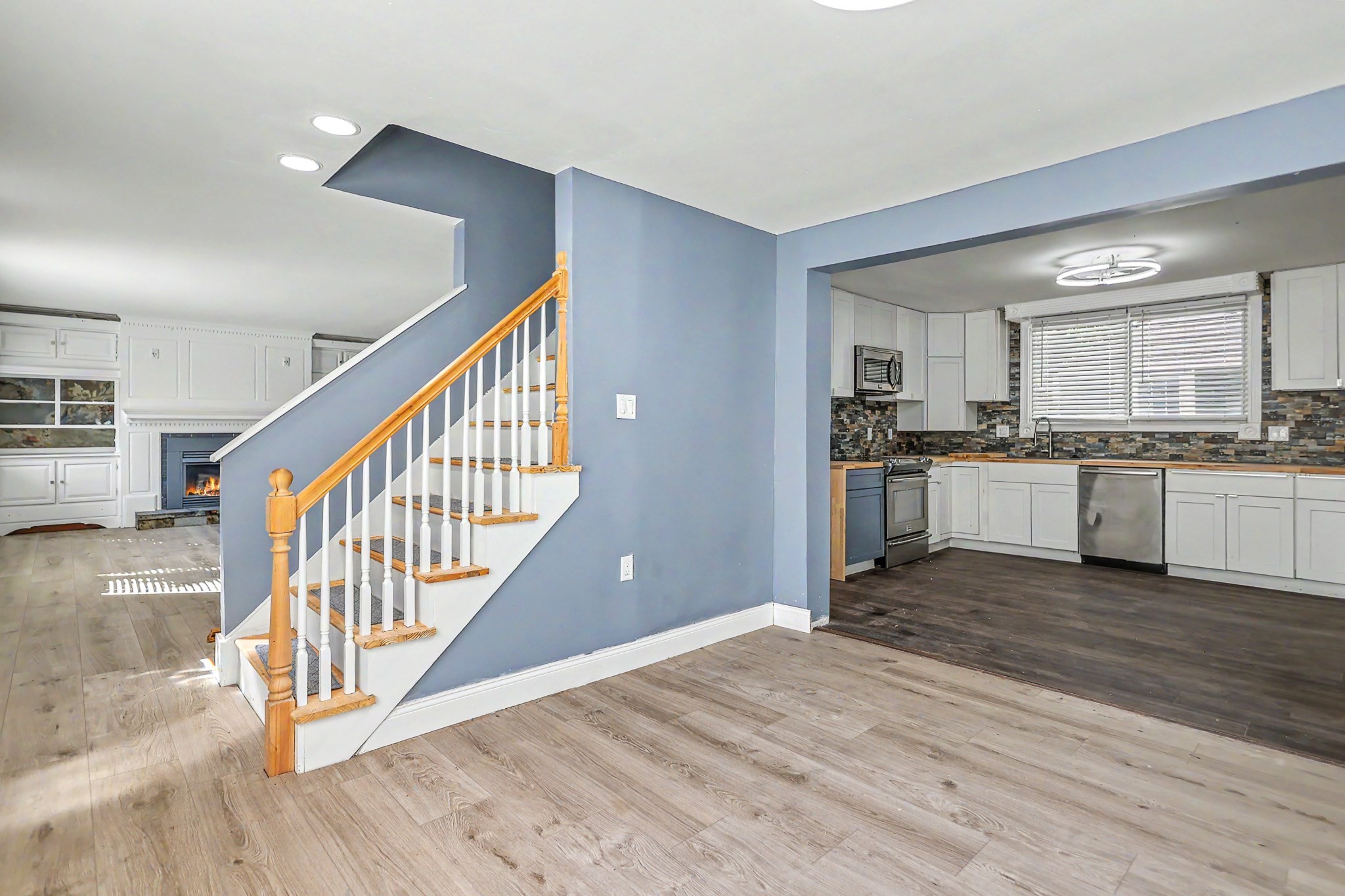 188 Oak St, Methuen, MA 01844 - Image 9