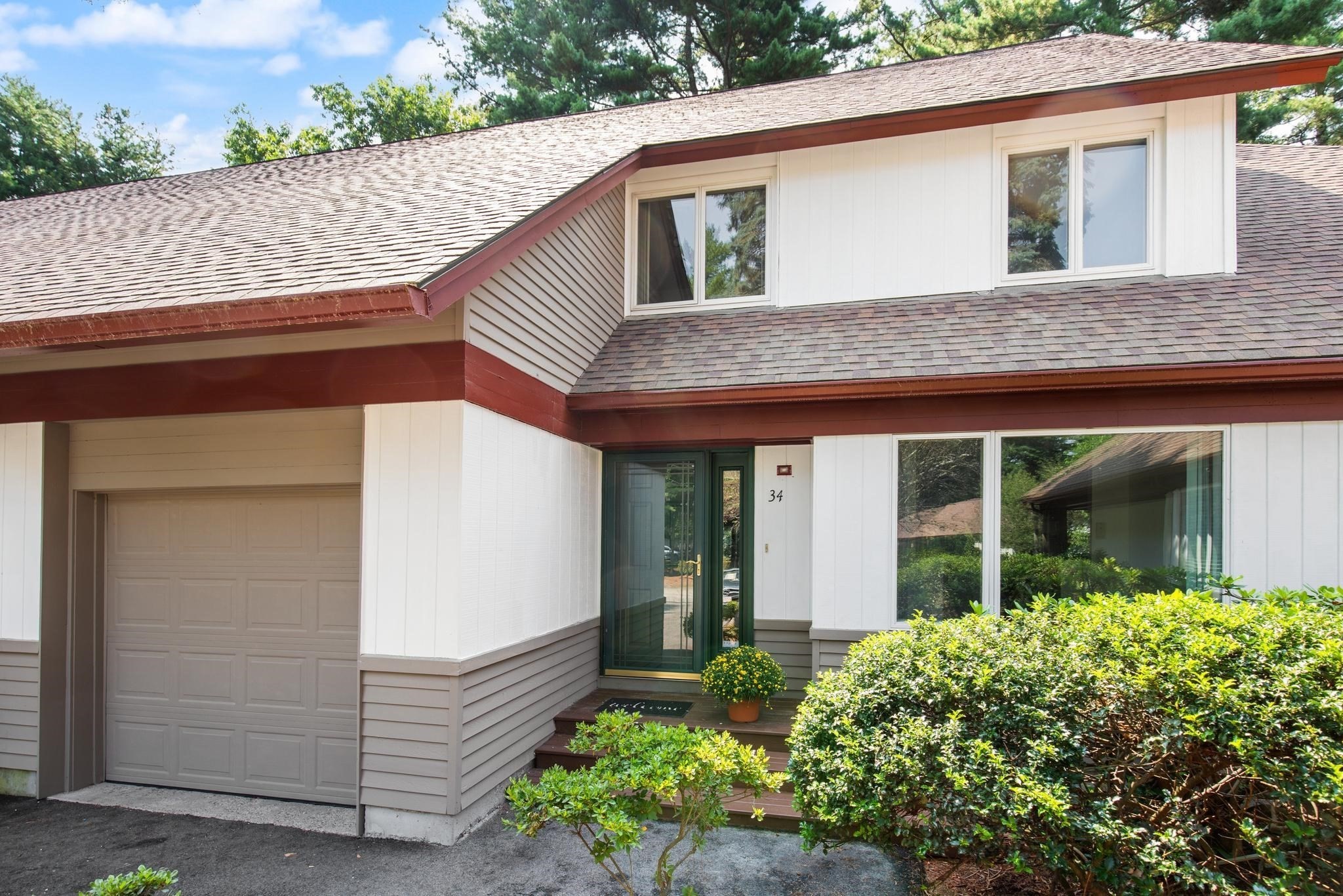 34 Cortland Dr Unit 34, Sharon, MA 02067