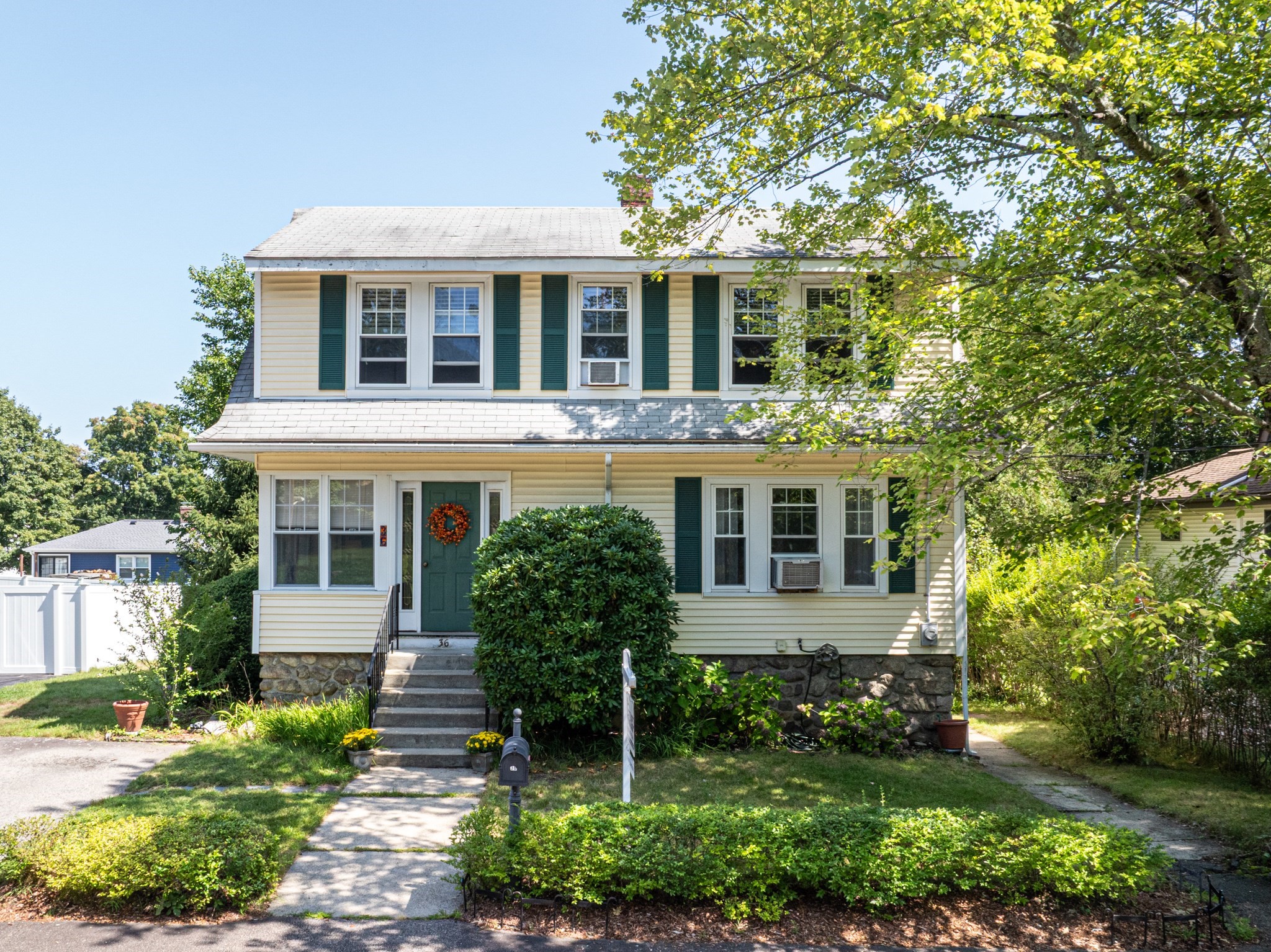 36 Daniels, Hopedale, MA 01747