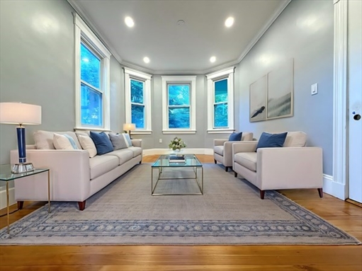 79 Bartlett Ave, Apt 79