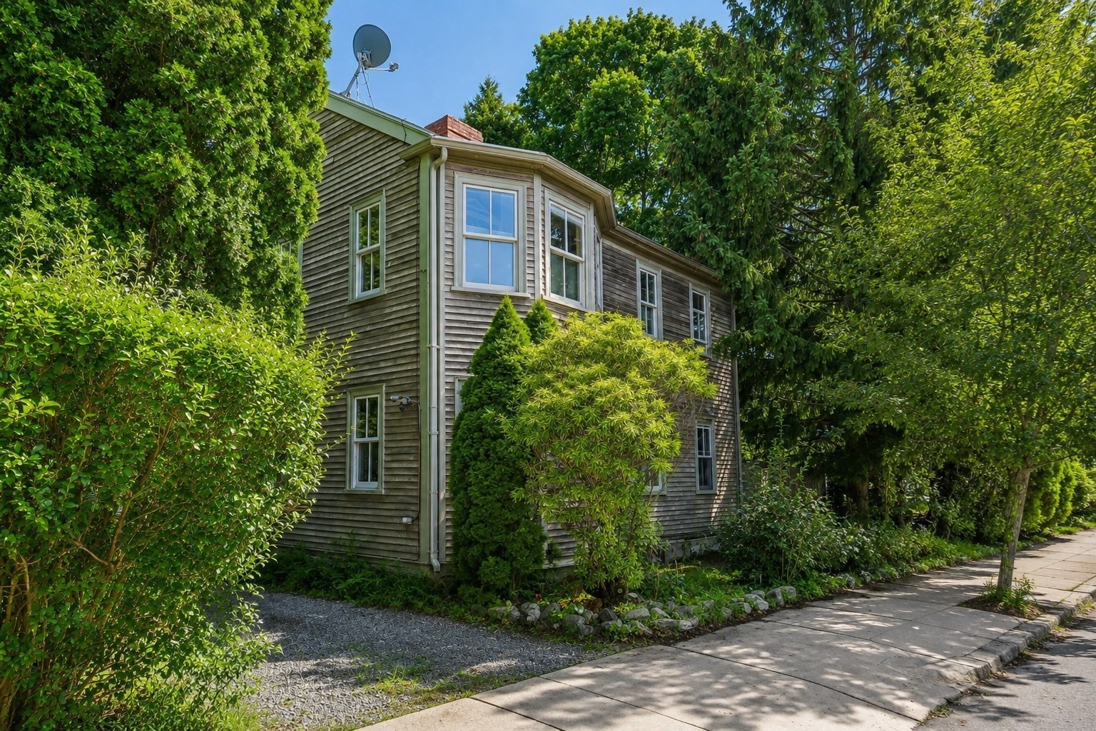 141 Hale St Unit 2, Beverly, MA 01915
