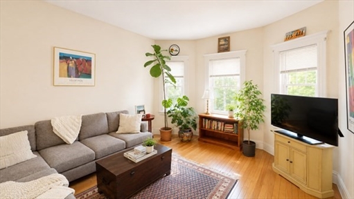 213 Parsons, Apt 1