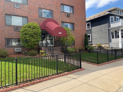 425 South Huntington, Apt 1