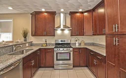 55 Cherry, Apt 2
