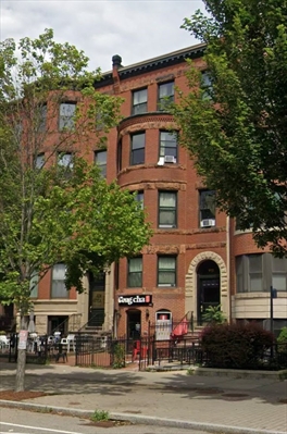 912 Beacon, Apt 3