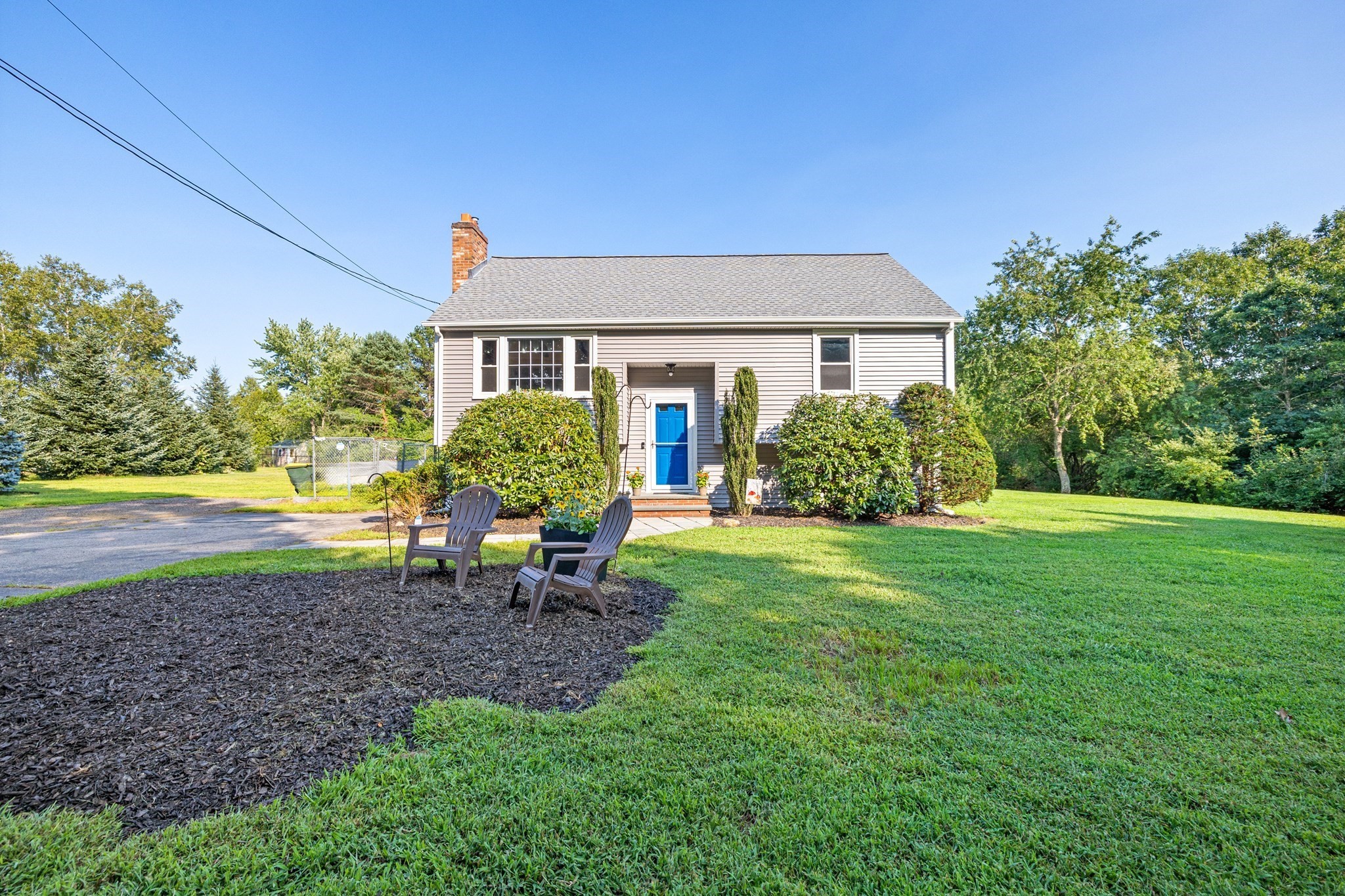 129 Forest St, Franklin, MA 02038