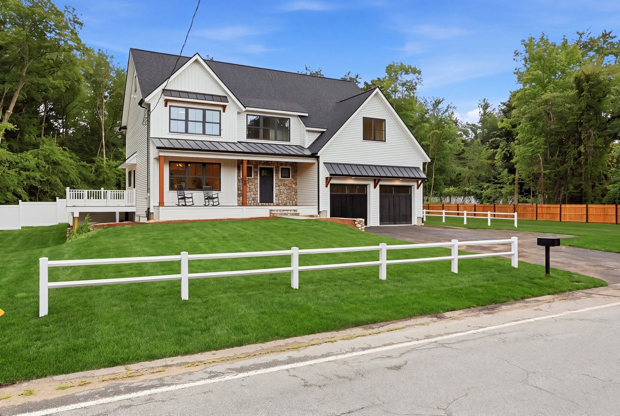 158 Lake St, Wilmington, MA 01887