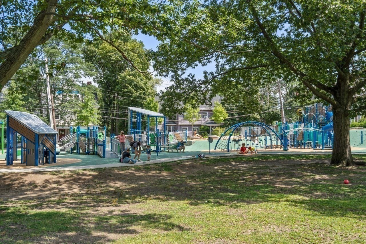 52 Clinton Road, Brookline, MA 02445 - Image 32
